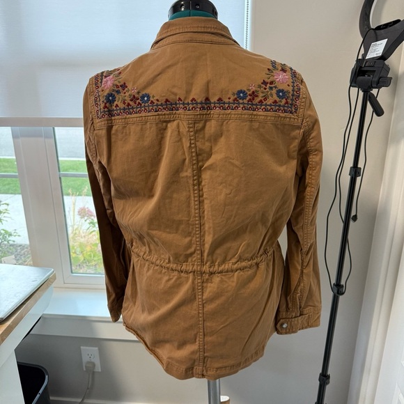 Style & Co Tan Floral Embroidered Utility Jacket Size Medium - Picture 8 of 8